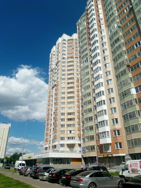 Центр-2 проспект Героев д. 1